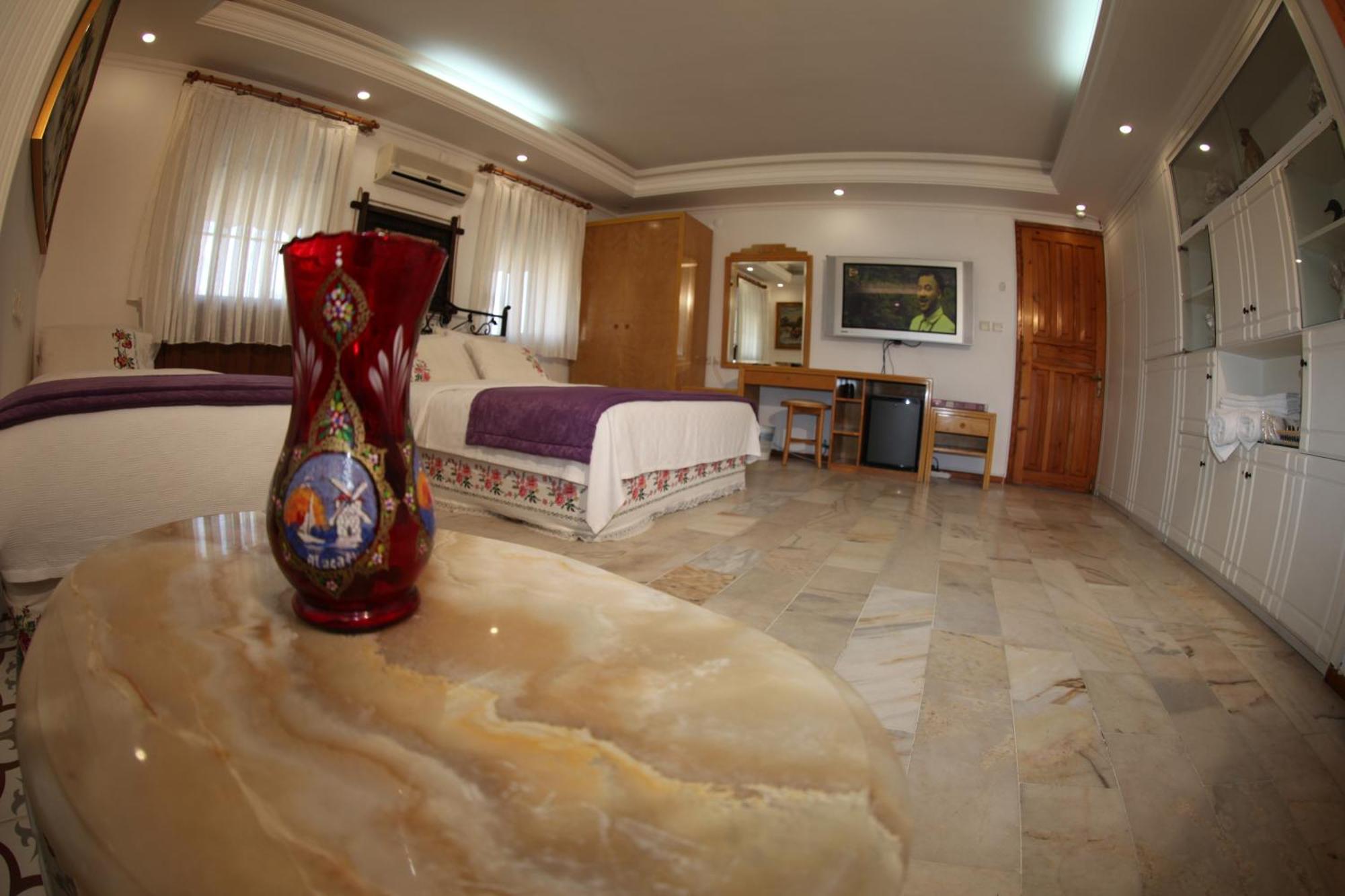 Alacati Antik Motel Чесме Екстериор снимка
