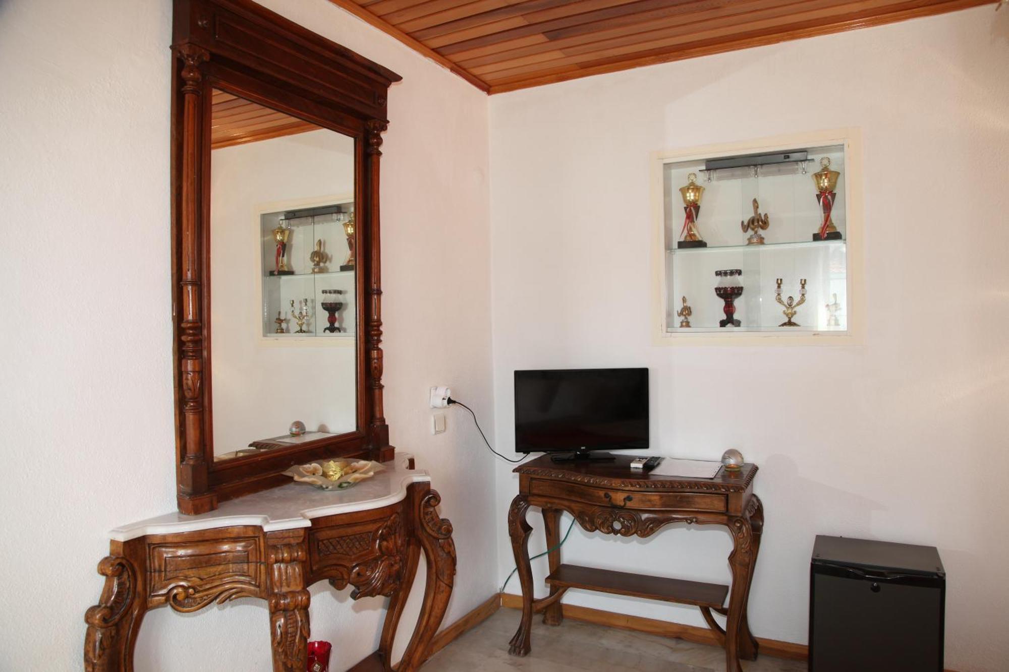 Alacati Antik Motel Чесме Екстериор снимка